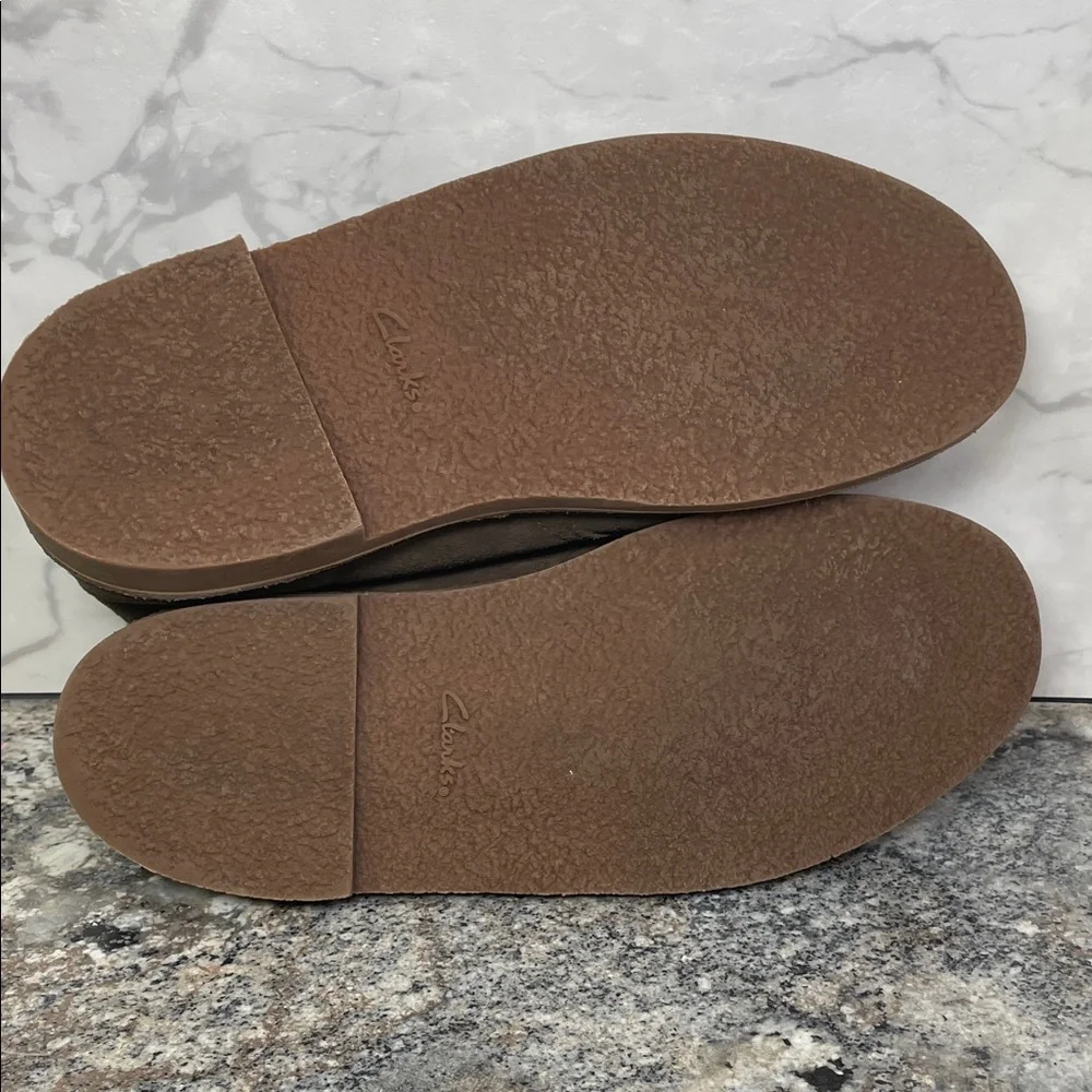 Clarks stylish suede